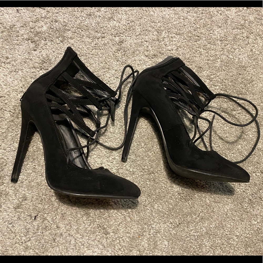 Women’s lace up ankle heels-SIZE 7.5
